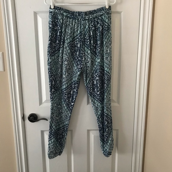 Pants - Picture 3 of 4